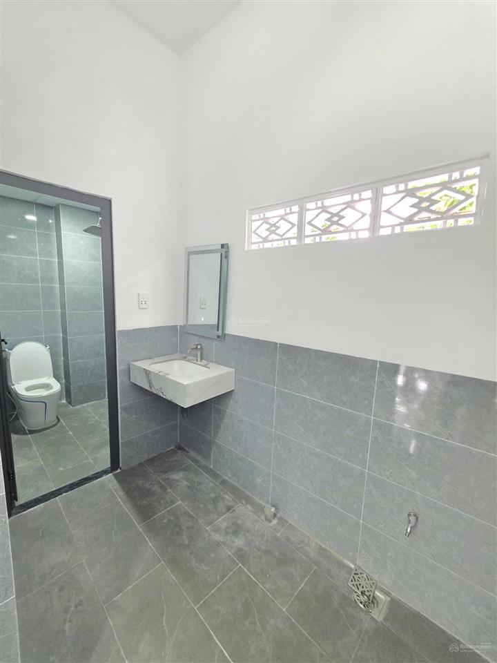 Nhà mới gần ngã tư chiêu liêu, hẻm ra đường trần thị dương, lê hồng phong chỉ 200m, có pn dưới