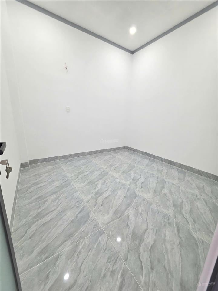 Nhà mới gần ngã tư chiêu liêu, hẻm ra đường trần thị dương, lê hồng phong chỉ 200m, có pn dưới