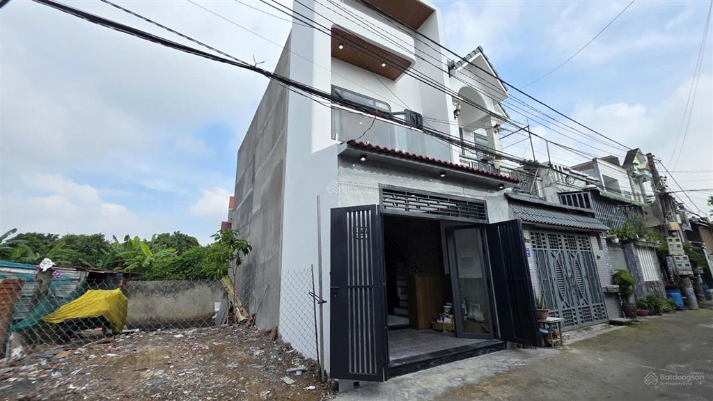 Nhà mới gần ngã tư chiêu liêu, hẻm ra đường trần thị dương, lê hồng phong chỉ 200m, có pn dưới