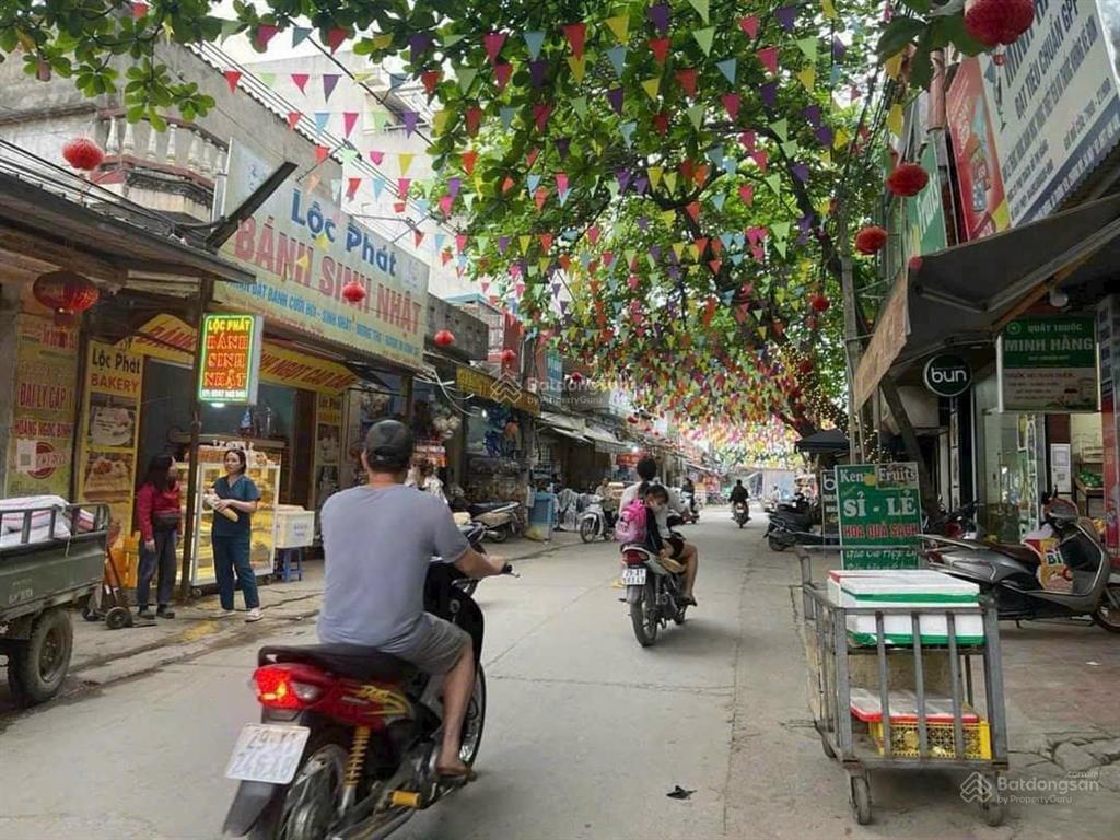 Cần bán lô đất 100m2 trục kinh doanh phú nghĩa, hà nội.  0972 076 ***