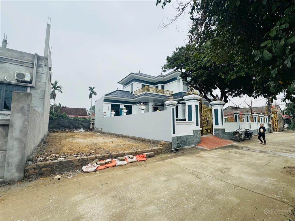 Chính chủ cần bán lô đất dt 113,9m². mặt trục chính kinh doanh. giá 2tỷ550tr. có thương lượng