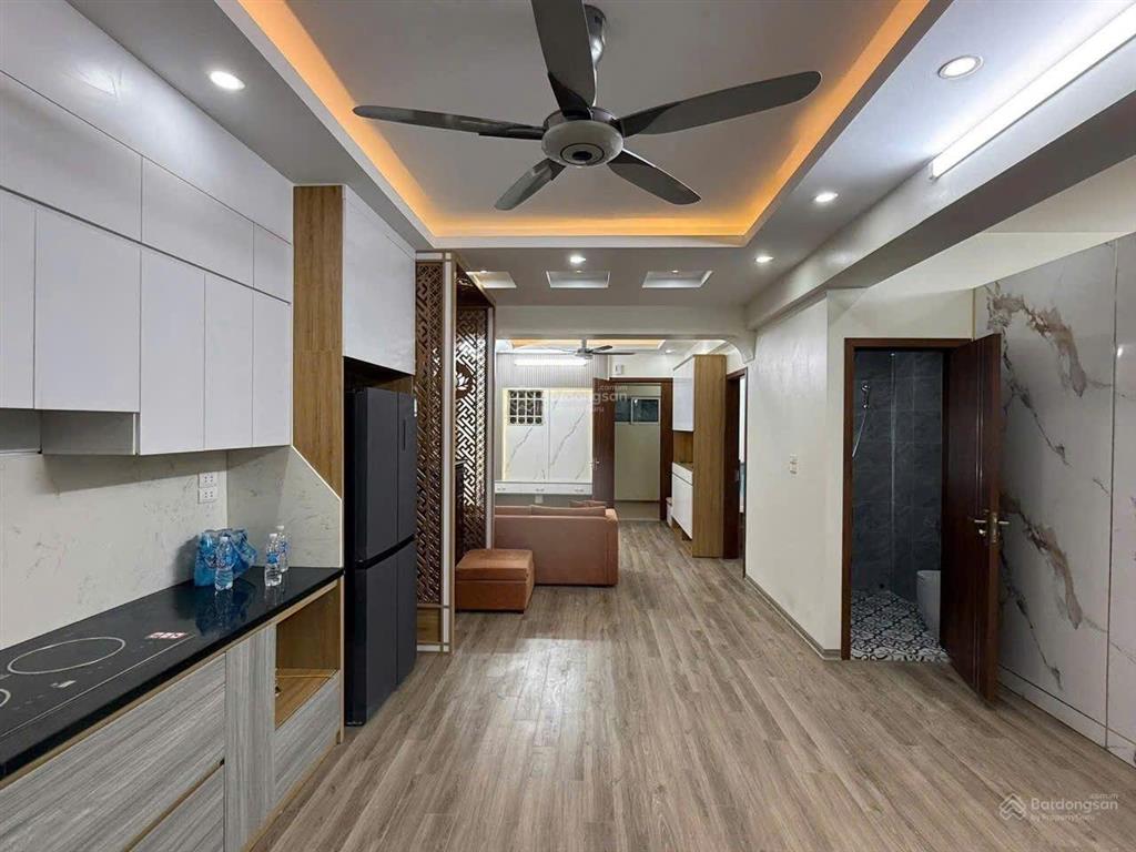 Bán chcc 3pn  2wc tòa ba hàng a 282 lĩnh nam, 5tỷ75 full nội thất, sđcc,  0984 583 ***