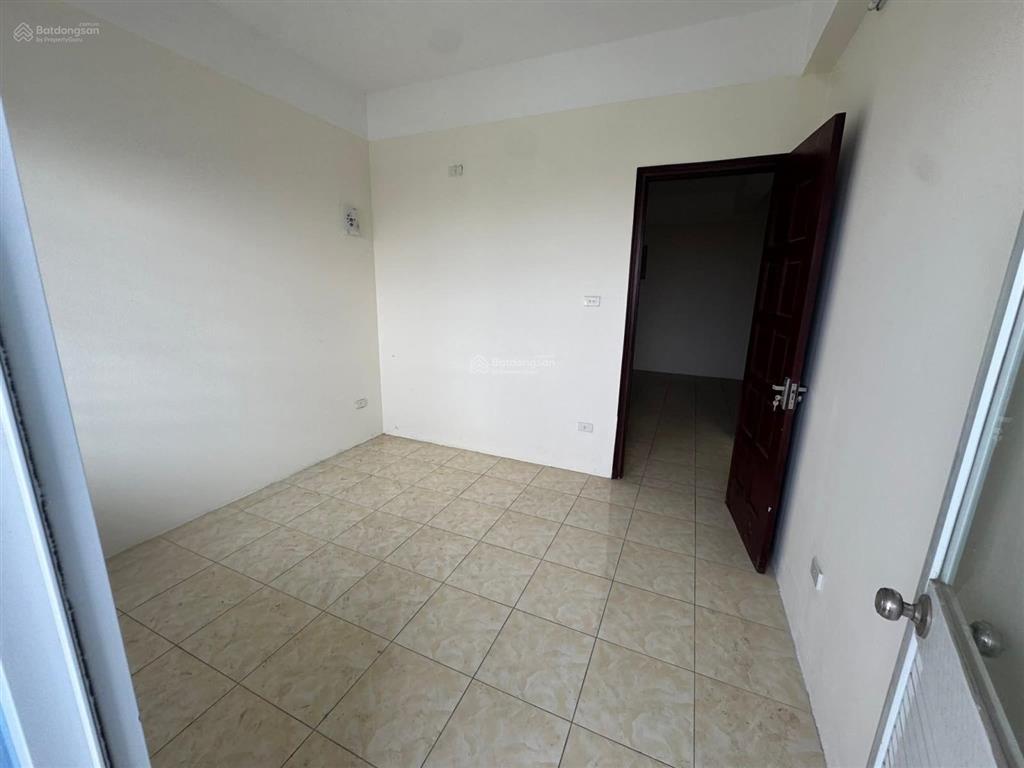 Cần bán căn góc cc đền lừ 3, 2pn, 60m2, 4ty4, sđcc,  0984 583 ***