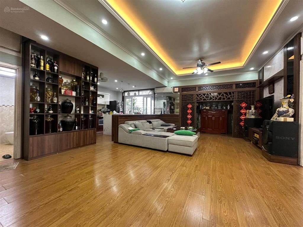 Bán chcc 3pn2wc 130m2 momota 151 nguyễn đức cảnh, full nội thất, sđcc,  0984 583 ***