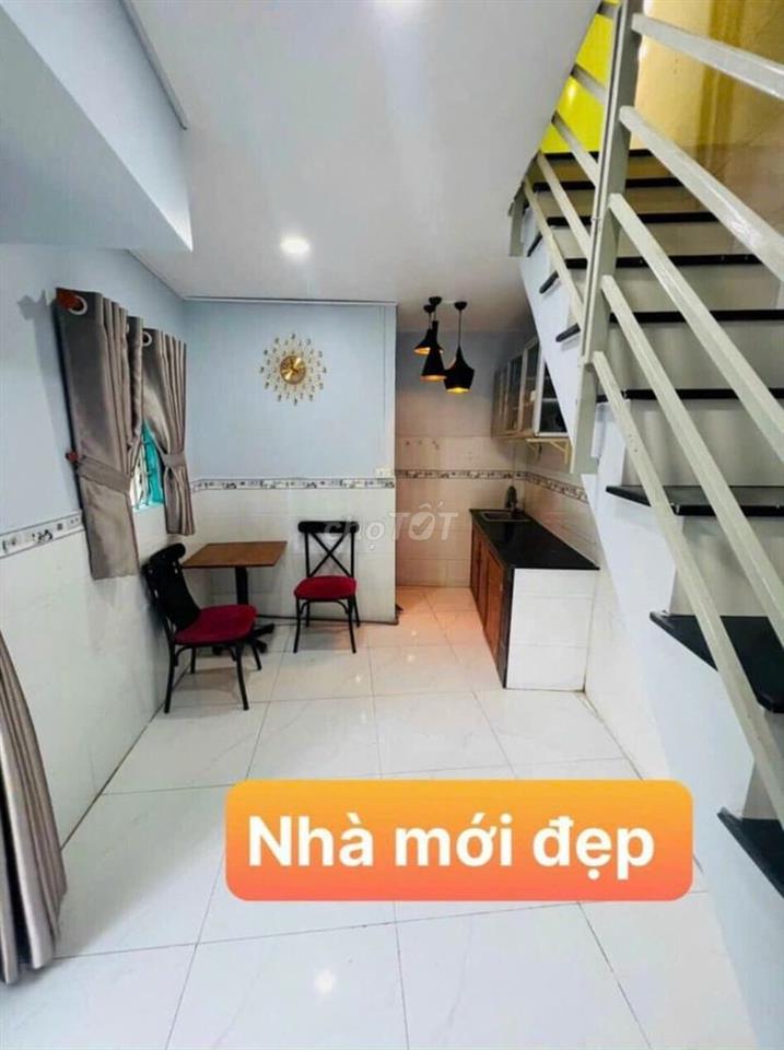 Cho thuê nhà nguyễn căn, 30m ra đường song hành quốc lộ 22