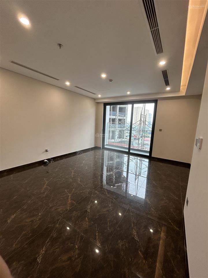 Bán căn 74m2 d11 góc căn đẹp tầng đẹp hh02, giá rẻ nhất thị trường 7.4 tỉ