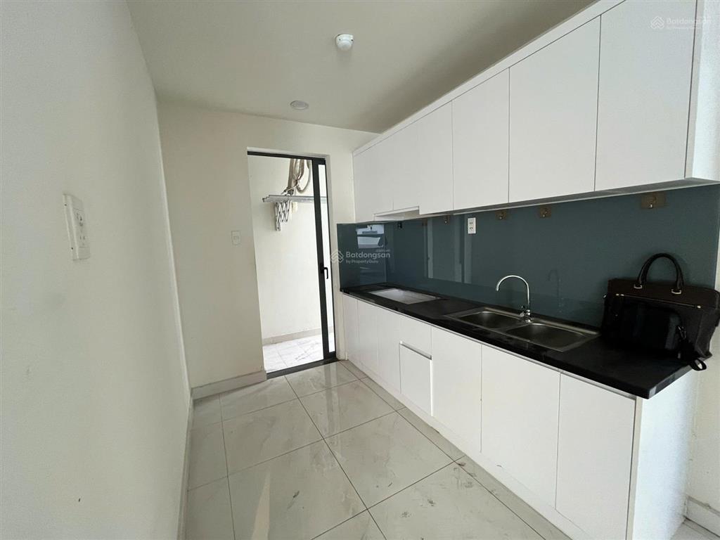 Bán căn shop chung cư green rive quận 8 vừa ở vừa kinh doanh 2 lầu 2 phòng ngủ 3wc 150m2 sổ hồng