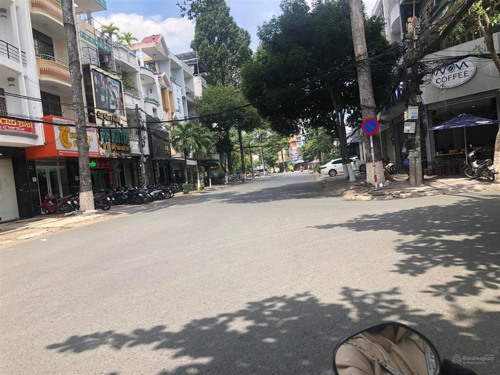 Bán nhà mặt tiền kinh doanh ngay coopmart tên lửa  13,3 tỷ