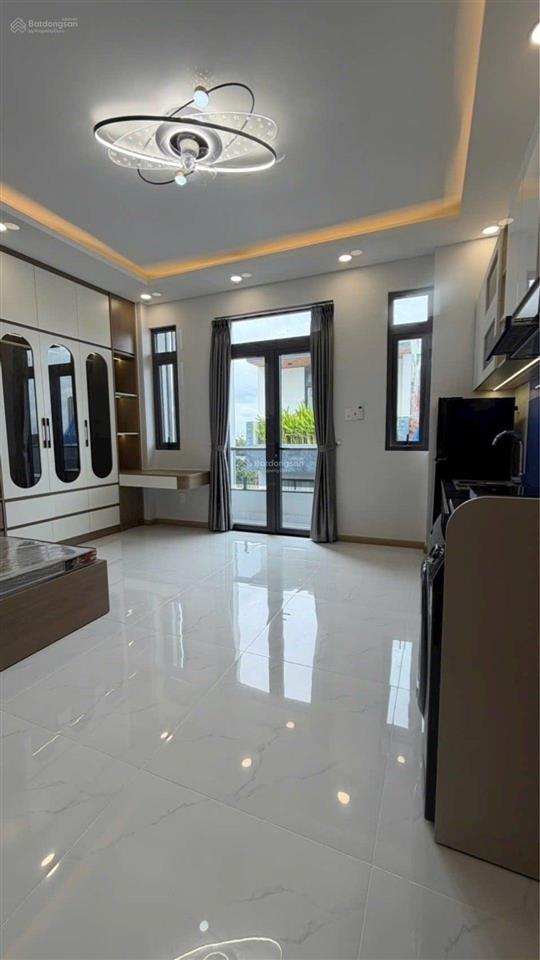 Bán nhà chdv 5 tầng ra hoàng quốc việt ngang 5x12,5m giá 14,5tỷ tl quận 7