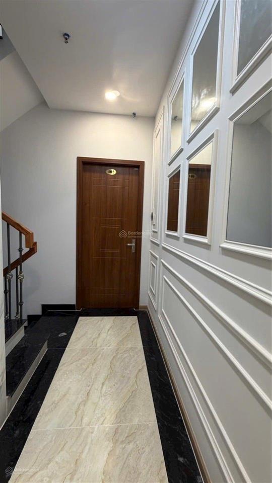 Bán nhà chdv 5 tầng ra hoàng quốc việt ngang 5x12,5m giá 14,5tỷ tl quận 7