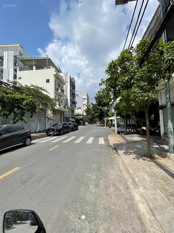 Bán chdv mặt tiền đường số nở hậu ngang 9,3x17,5m p.tân hưng  dòng tiền 140tr/th giá 33tỷ tl