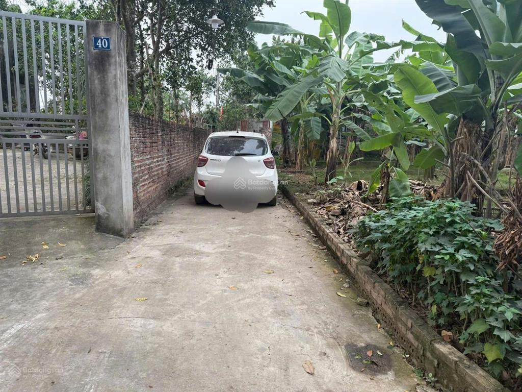 Bán cắt lỗ đất giáp trung châu a, đan phượng, ô tô đỗ cửa, 15m ô tô tránh, nở hậu, chỉ hơn 1 tỷ.