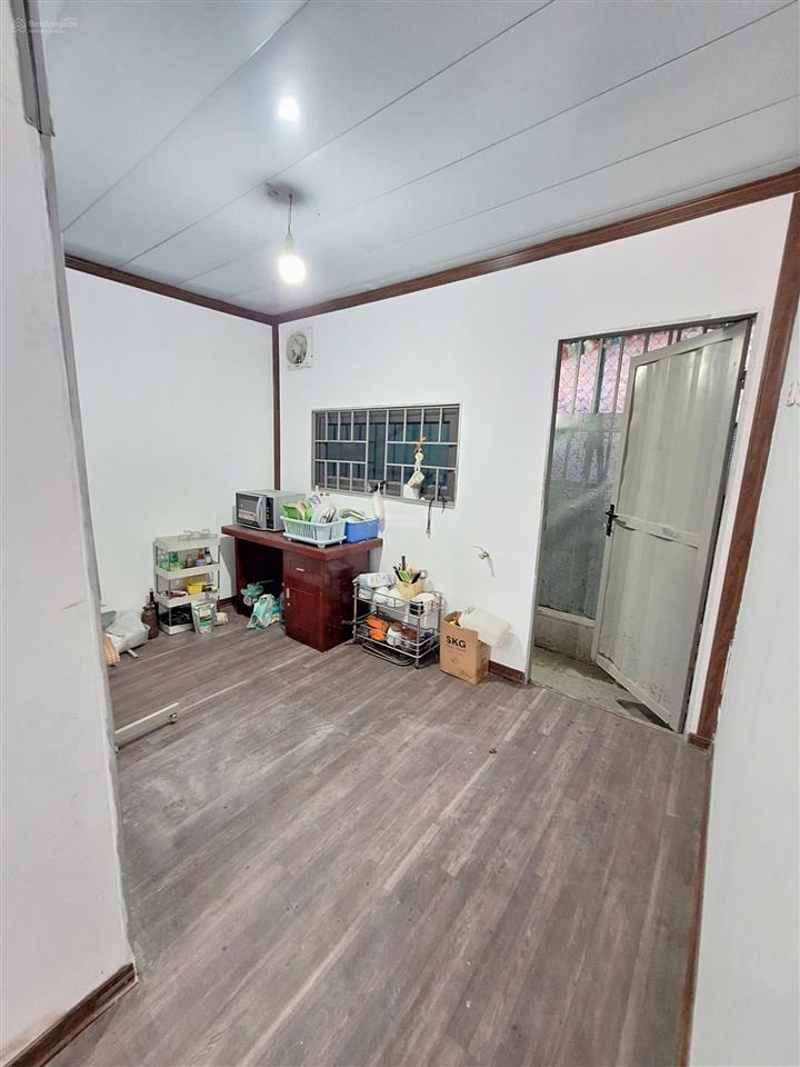 Cho thuê nhà khu dịch vụ thăng long 9, 60m2, trục chính, kinh doanh nhỏ, văn phòng, đỗ xe thoải mái