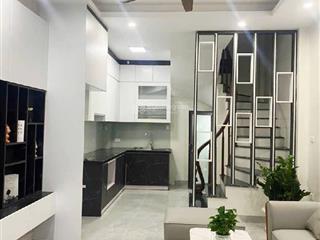 Nhà đẹp full nội thất ở ngay phố dương văn bé  vĩnh tuy  hai bà trưng sổ riêng 30m 5 tầng 8,3 tỷ