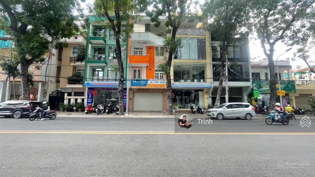 Nhà phố kdc tân quy đông, dt 6x22,5m, 4 tầng  vị trí đẹp cách nguyễn thị thập 50m