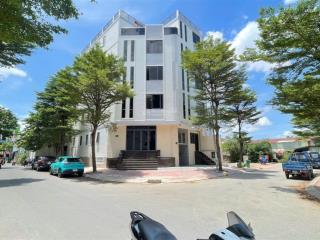 Bán gấp căn góc 2mt kdc kim sơn q7 5x20m, hầm 4 tầng, có thang máy vị trí kinh doanh sầm uất