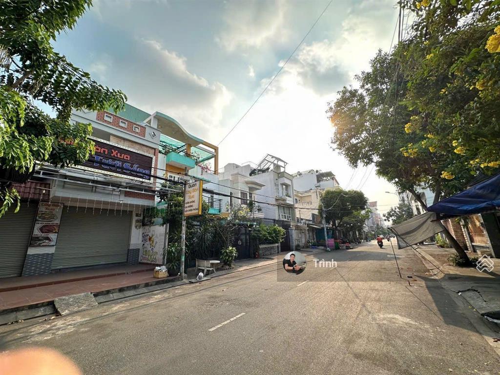 Bán nhà (165m2) mặt tiền đường 10m lâm văn bền, tân kiểng, quận 7
