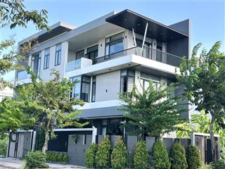 Chính chủ bán bt góc 2 mặt tiền