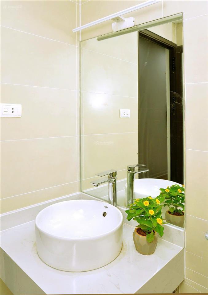 Nhà nguyên căn cầu giấy  ngõ 3 nguyễn văn huyên  3 ngủ  giá cực tốt.  0978 791 ***