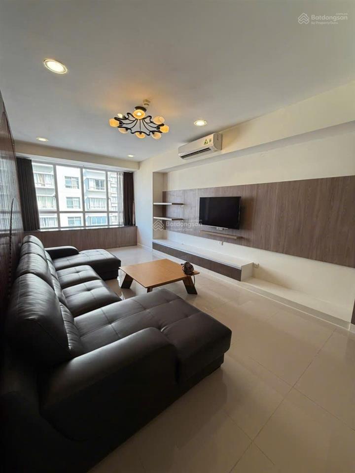 Ảnh thật bán căn hộ sunrise city 67m2, 2 phòng ngủ, có ban công 4 mét giá 6 tỷ, view đông