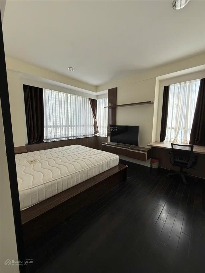 Ảnh thật bán căn hộ sunrise city 67m2, 2 phòng ngủ, có ban công 4 mét giá 6 tỷ, view đông