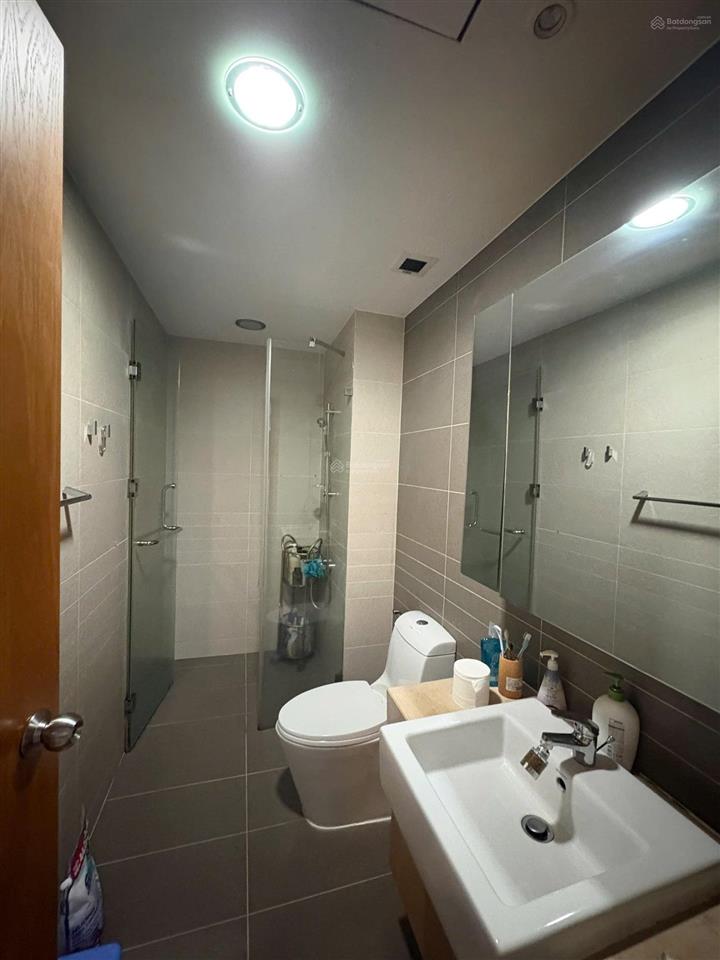 Chính chủ bán căn hộ sunrise city (khu vip) 97m2 2pn 7,5 tỷ có sổ hồng view đẹp