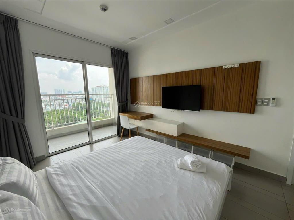 Cần bán căn hộ sunrise city north q7 view đông 3 phòng ngủ 124m² ban công lớn có sổ hồng giá tốt