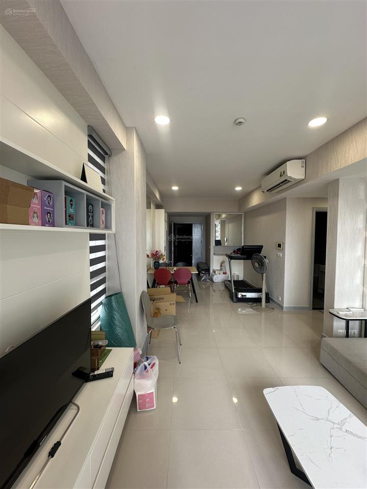 Cho thuê căn hộ sunrise city chính chủ, nội thất mới 100m2 có 2 phòng ngủ giá 20 triệu ở liền