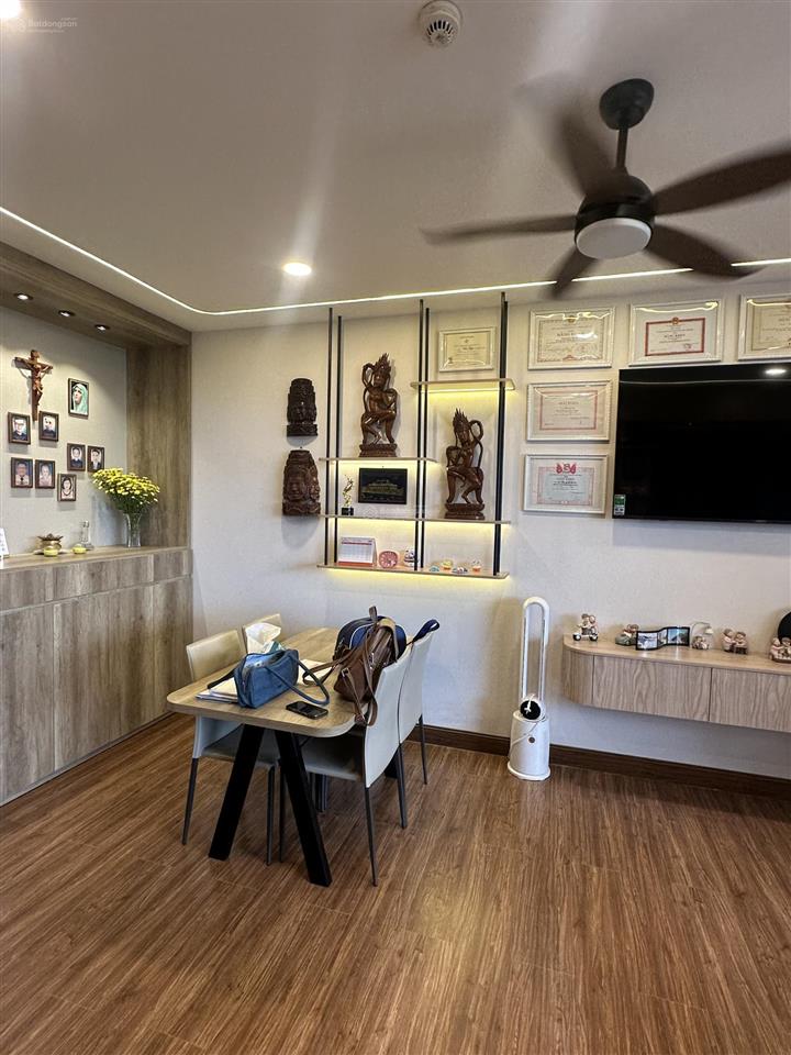 Bán căn hộ tâm huyết sunrise city south 60m2 ban công lớn 6 mét view sông đẹp