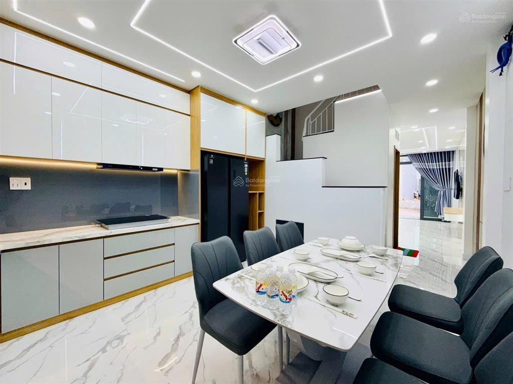 Nhà phố khu an ninh  đường xe hơi vị trí phạm văn chiêu, aht, gò vấp