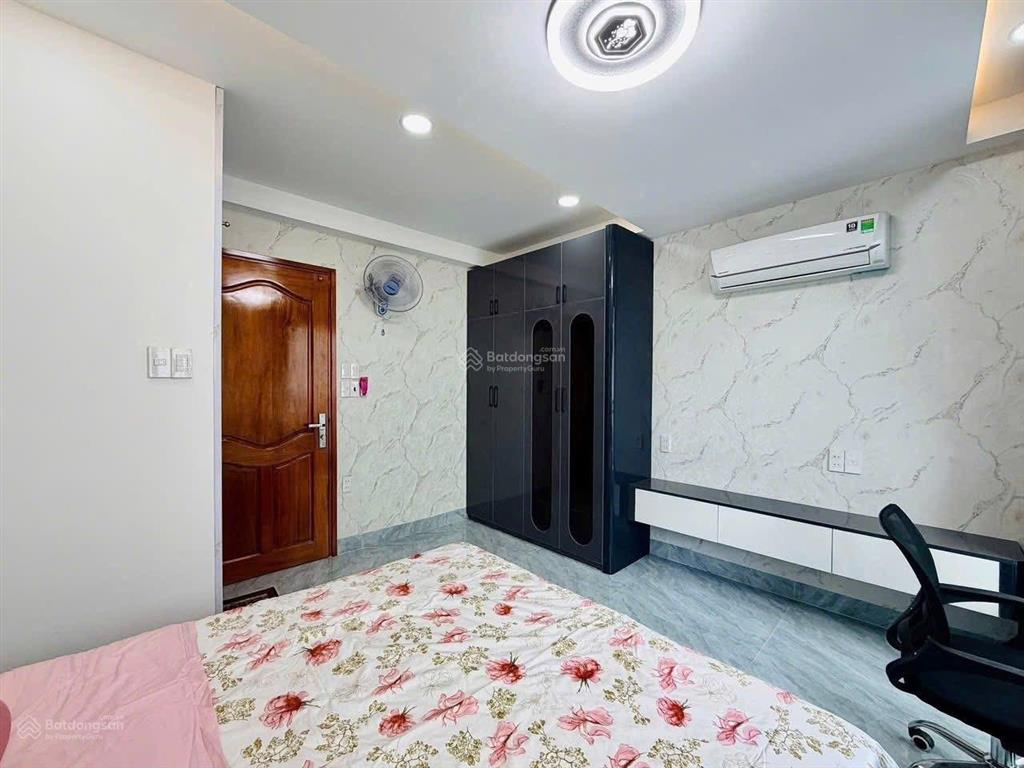 Cần bán nhanh nhà  bùi quang là hẻm thông ra 256//phan huy ích p12 gv  gần siêu thị emart 2