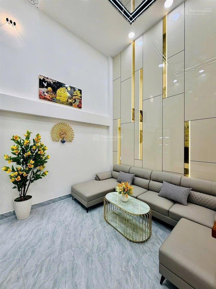 Cần bán nhanh nhà  bùi quang là hẻm thông ra 256//phan huy ích p12 gv  gần siêu thị emart 2