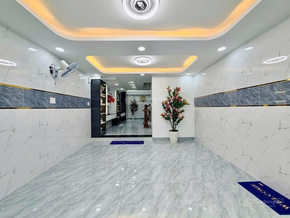 Cần bán nhanh nhà  bùi quang là hẻm thông ra 256//phan huy ích p12 gv  gần siêu thị emart 2