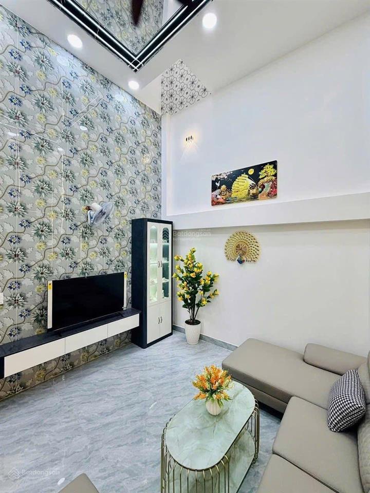 Cần bán nhanh nhà  bùi quang là hẻm thông ra 256//phan huy ích p12 gv  gần siêu thị emart 2