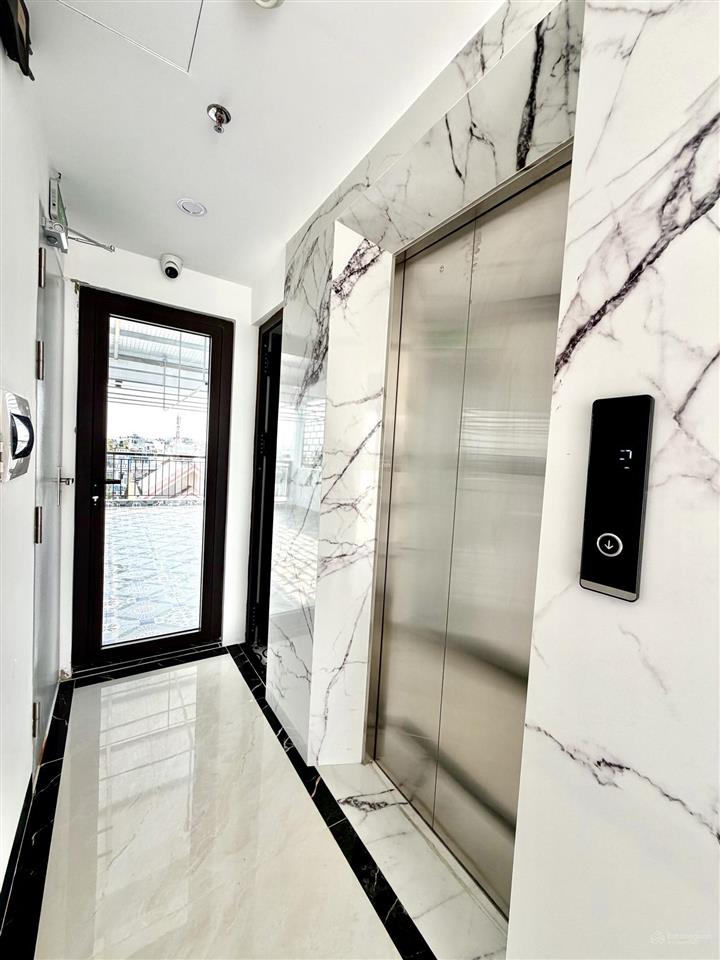 Chdv 6 lầu  ngang 5,10m  22m  dtsd 111.5m dts 405,5m bùi quang là p12 (củ) mới (paht) gò vấp