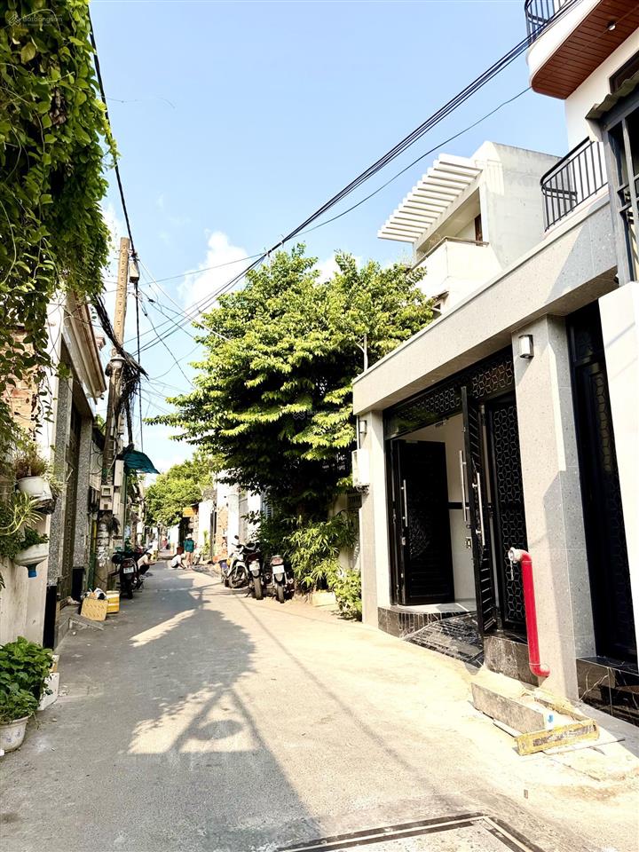Chdv 6 lầu  ngang 5,10m  22m  dtsd 111.5m dts 405,5m bùi quang là p12 (củ) mới (paht) gò vấp