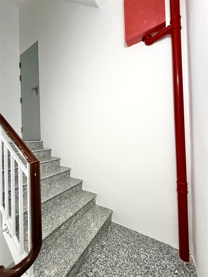Chdv 6 lầu  ngang 5,10m  22m  dtsd 111.5m dts 405,5m bùi quang là p12 (củ) mới (paht) gò vấp