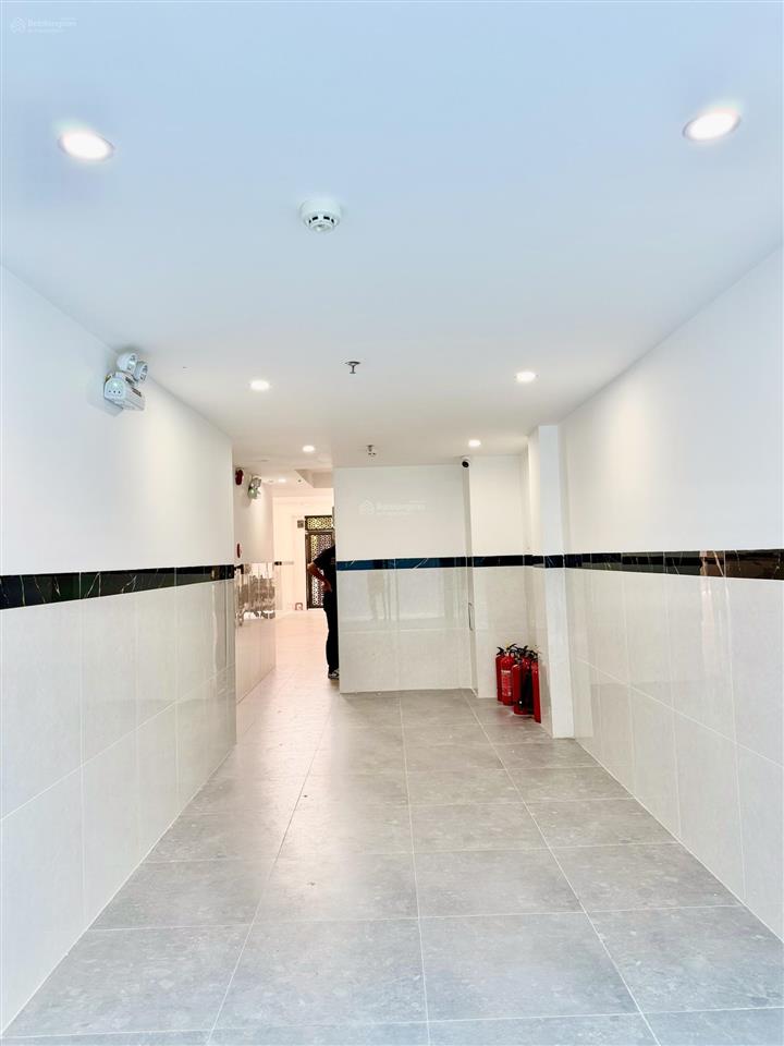 Chdv 6 lầu  ngang 5,10m  22m  dtsd 111.5m dts 405,5m bùi quang là p12 (củ) mới (paht) gò vấp
