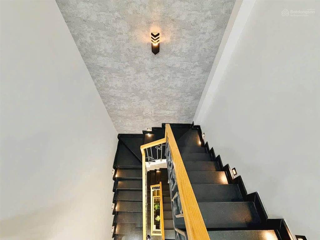 Giảm 500 triệu còn 6 tỷ 890 còn bớt lên sóng villa mini ngang 6m xây mới siêu đẹp