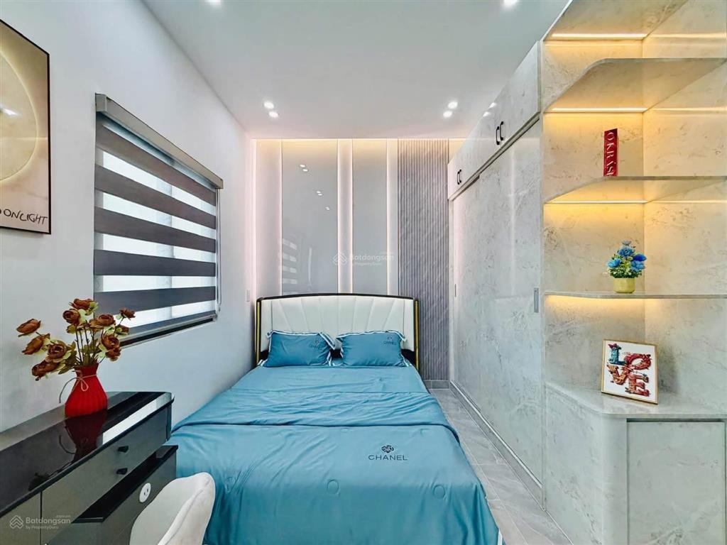 Bán nhà riêng tại nguyễn tư giản, 6,15 tỷ, 45m2, 3pn, 4wc