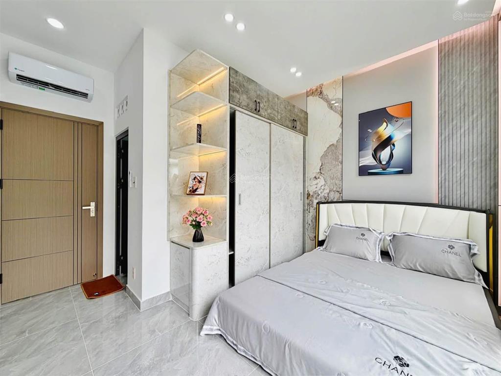 Bán nhà riêng tại nguyễn tư giản, 6,15 tỷ, 45m2, 3pn, 4wc