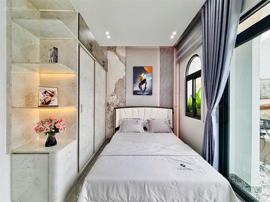 Bán nhà riêng tại nguyễn tư giản, 6,15 tỷ, 45m2, 3pn, 4wc