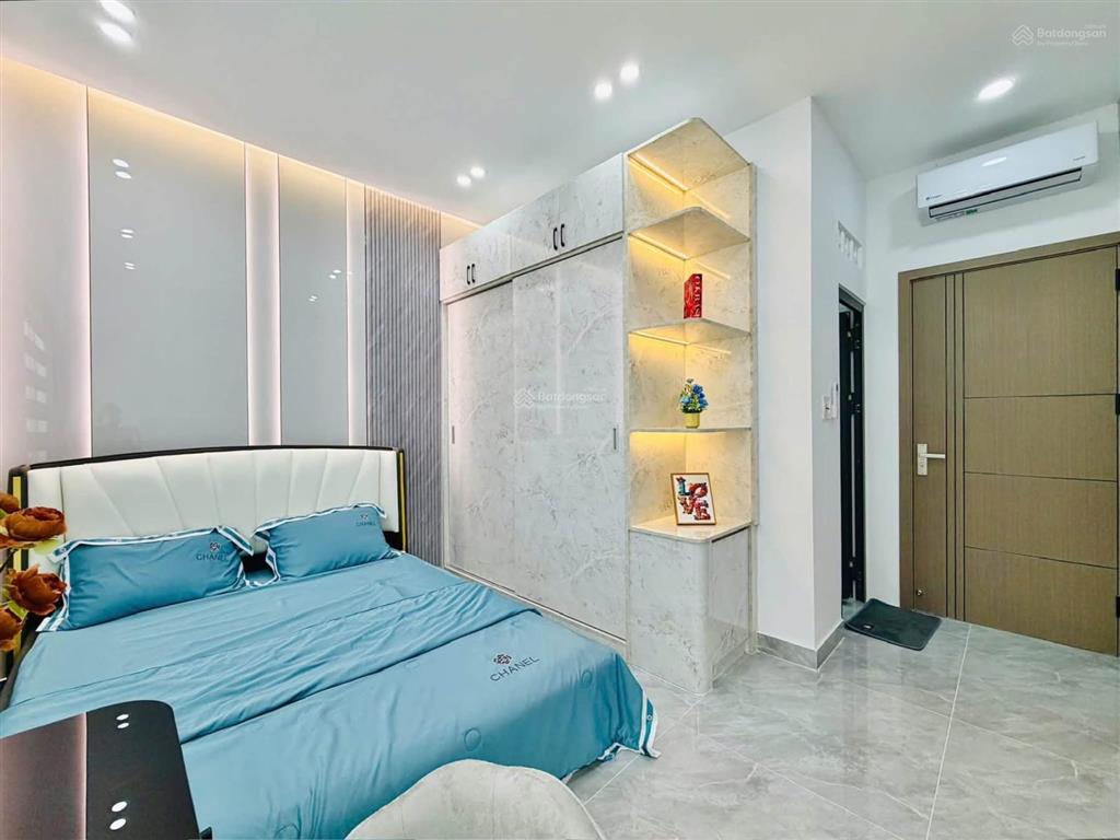 Bán nhà riêng tại nguyễn tư giản, 6,15 tỷ, 45m2, 3pn, 4wc