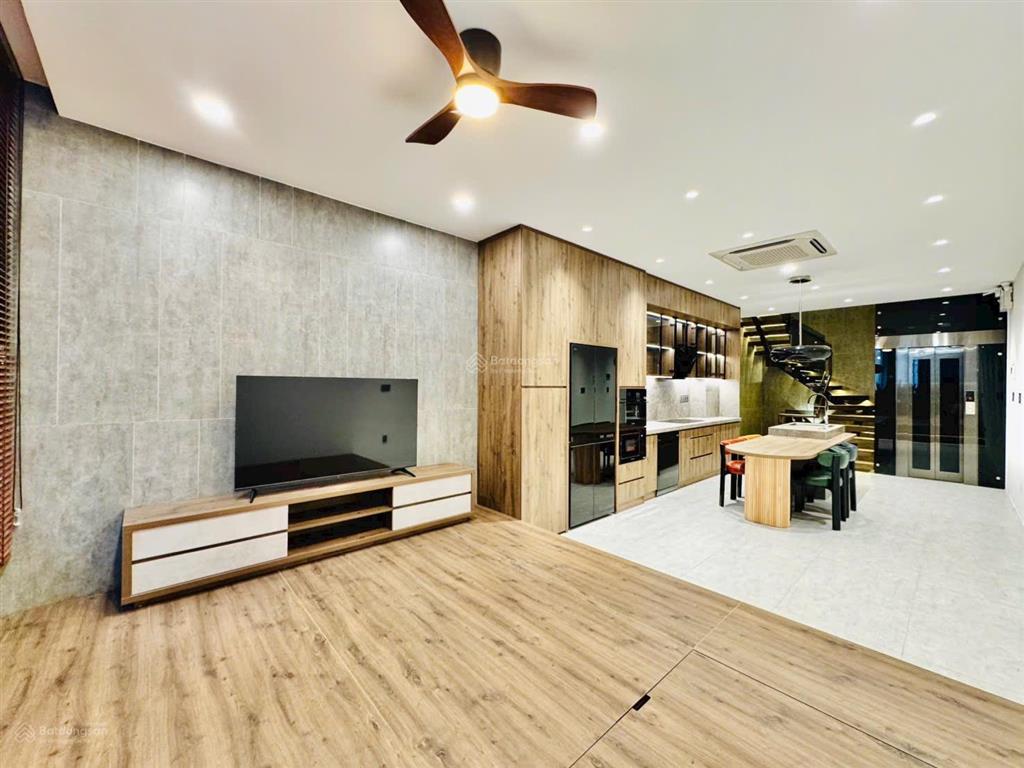 Chính chủ gửi bán nhanh nhà đẹp quang trung gò vấp  4,3m x 16m, 1 trệt 3 lầu