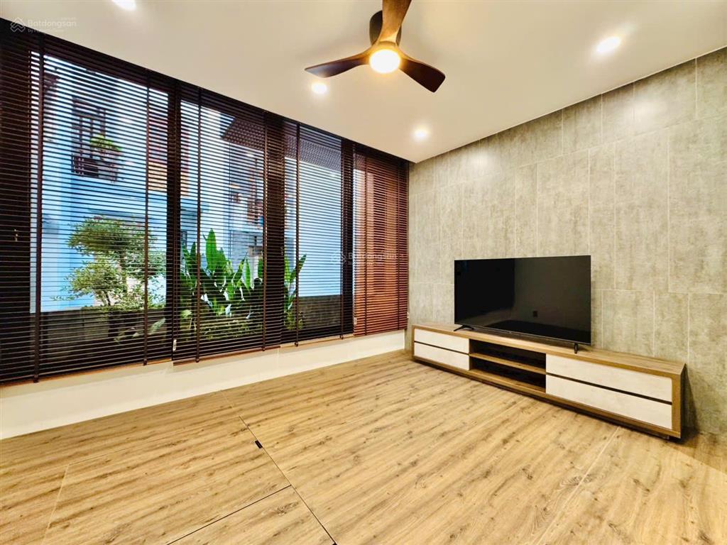 Chính chủ gửi bán nhanh nhà đẹp quang trung gò vấp  4,3m x 16m, 1 trệt 3 lầu