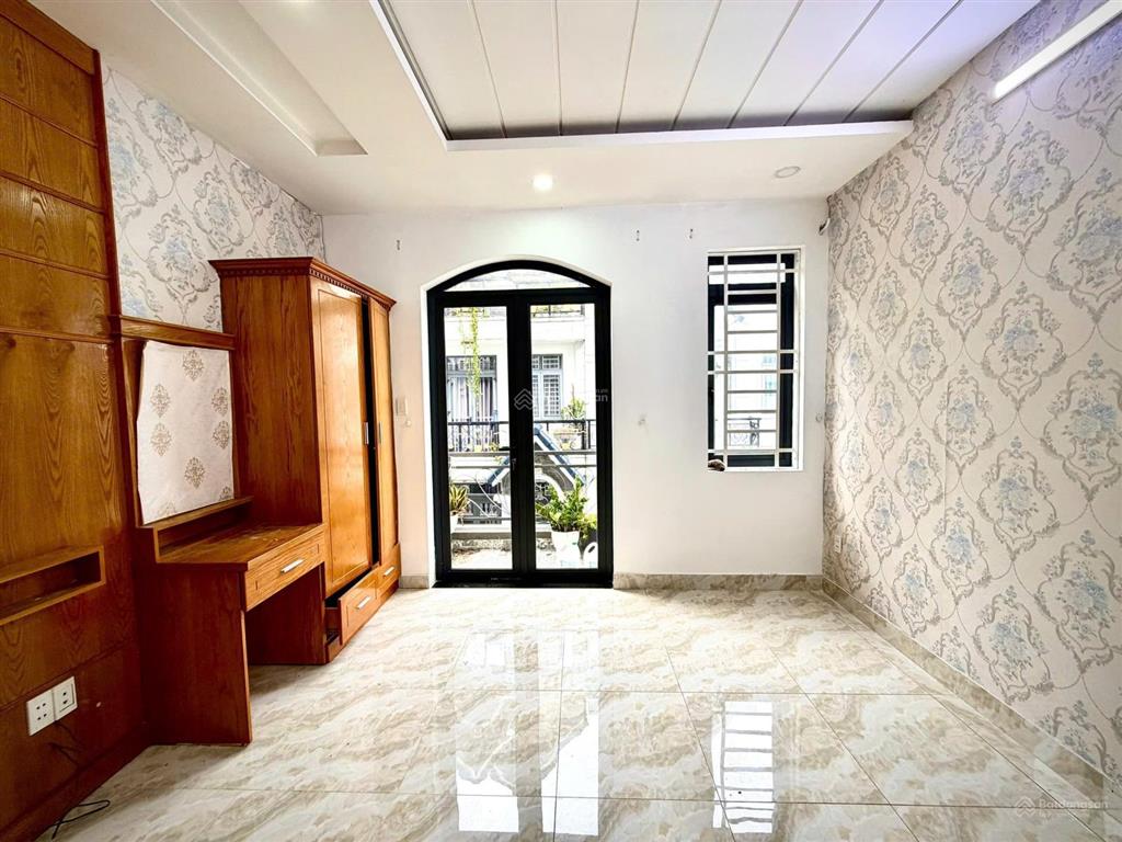 Siêu rẻ cho căn nhà phố khu đồng bộ ngay trường tân sơn