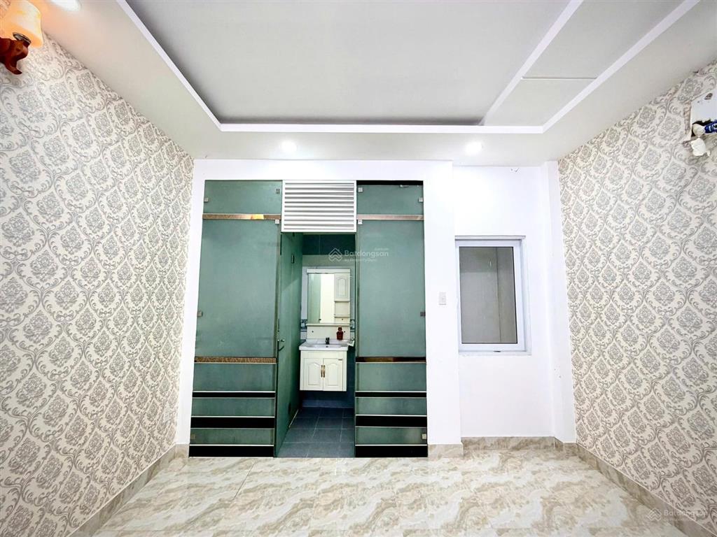 Siêu rẻ cho căn nhà phố khu đồng bộ ngay trường tân sơn