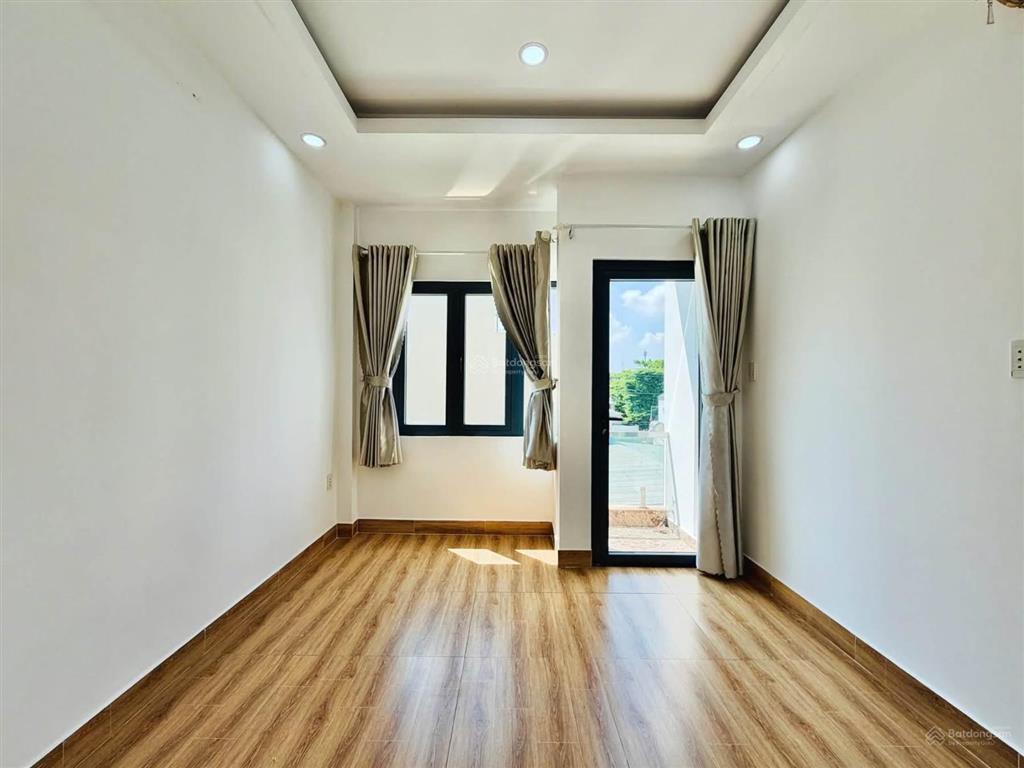 Chỉ nhỉnh 4 tỷ sở hữu ngay nhà phố 3 tầng, 3pn rộng rãi! nguyễn duy cung gò vấp