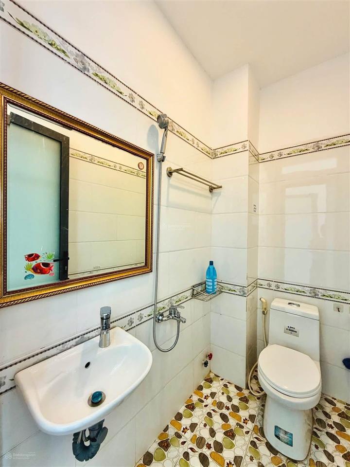 Chỉ nhỉnh 4 tỷ sở hữu ngay nhà phố 3 tầng, 3pn rộng rãi! nguyễn duy cung gò vấp