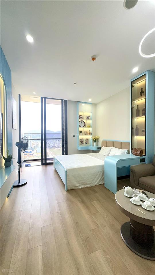 Chính chủ bán căn hộ studio icon40 hùng thắng quảng ninh . full nội thất siêu đẹp .
